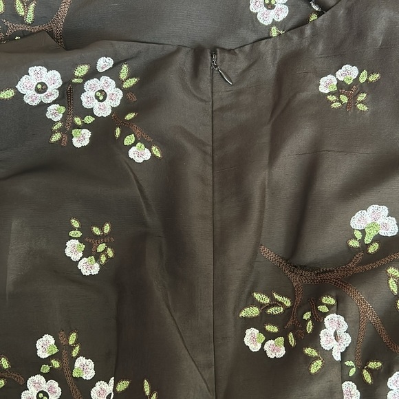 INC International Concepts Black/Brown with Elegant Design | SIZE 4 - Picture 3 of 4